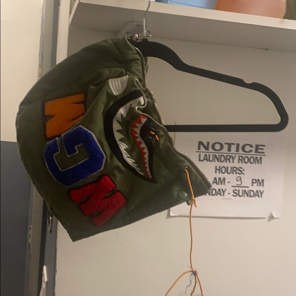 A bathing ape hood Shark head